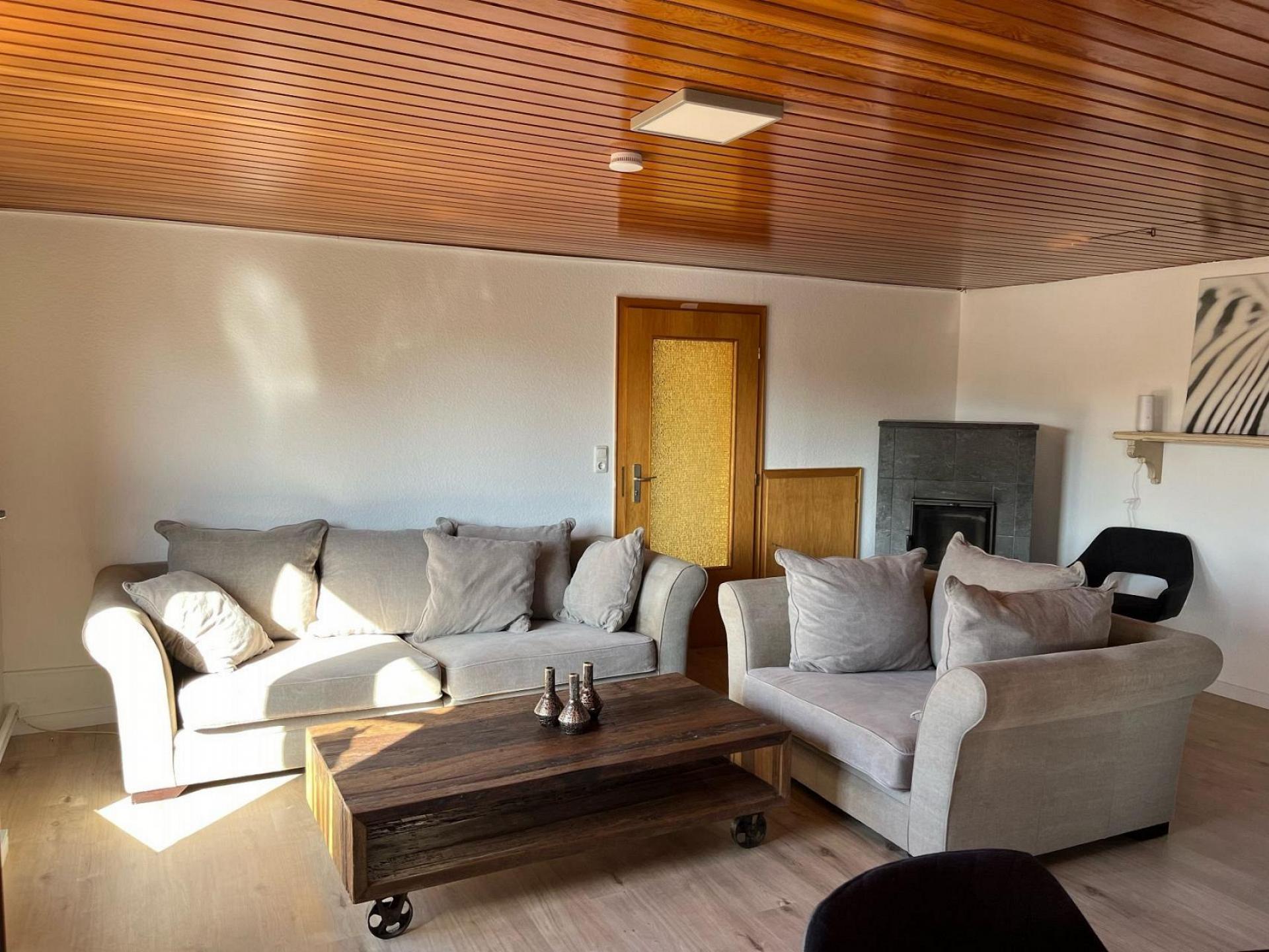 Gemütliches Zweibett-Zimmer in Schleswig-Holstein - ideal für Monteure und Geschäftsreisende, Gemeinschaftsbad (Zimmer Nr. 5) Foto 5