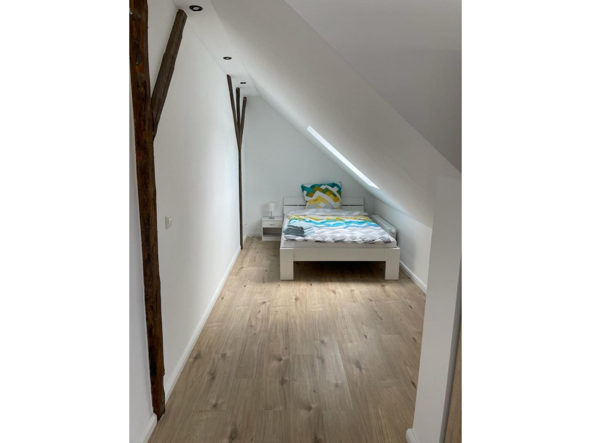 Herrliches Zweibett-Zimmer im Grünen in Schleswig-Holstein - ideal für Monteure, Gemeinschaftsbad (Zimmer Nr. 4)