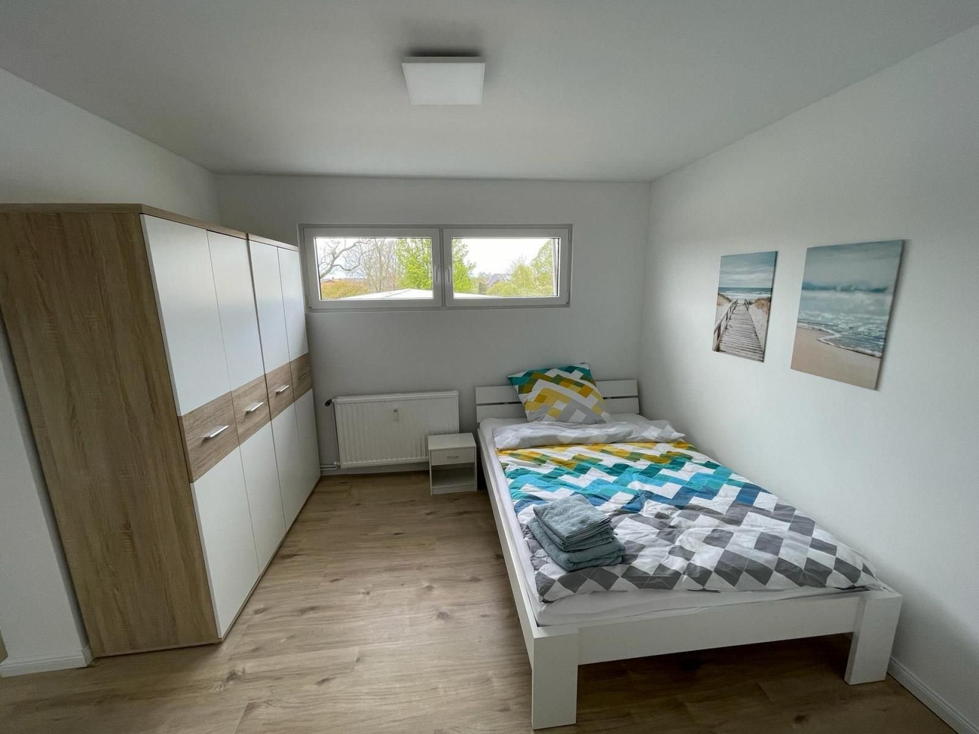 Herrliches Zweibett-Zimmer im Grünen in Schleswig-Holstein - ideal für Monteure, Gemeinschaftsbad (Zimmer Nr. 4) Foto 2